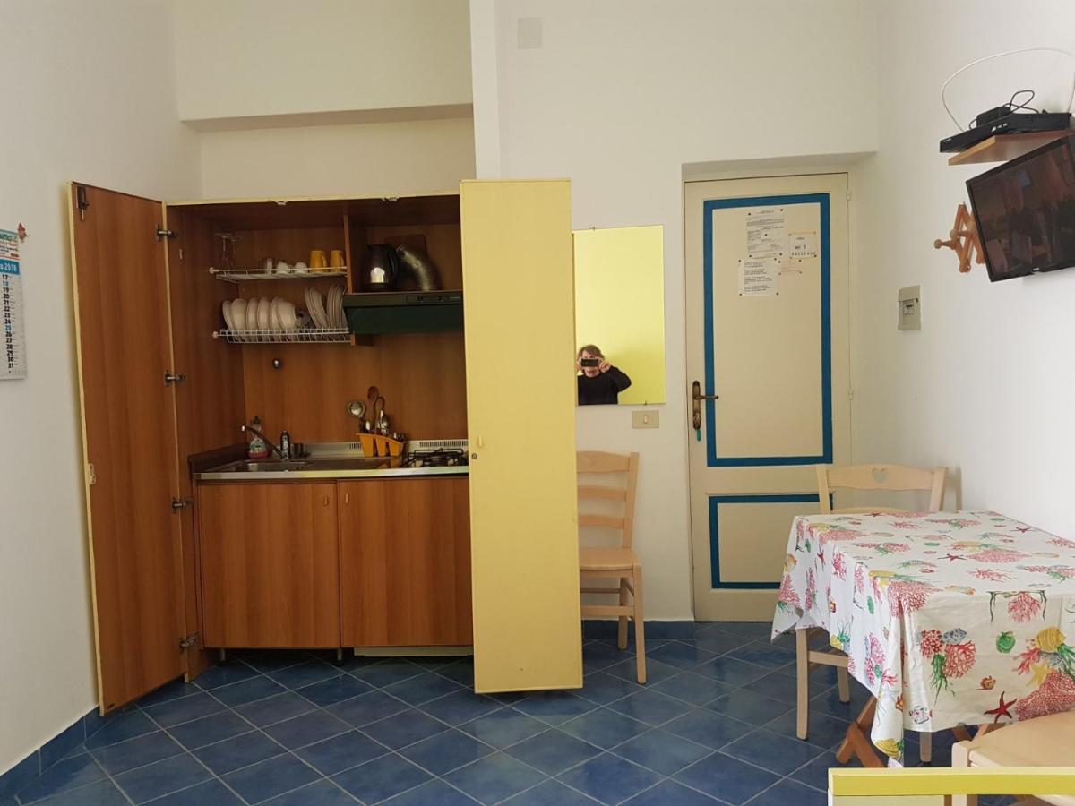 Апартаменты Lipari Centro Storico Flat 7 Min From Port Экстерьер фото